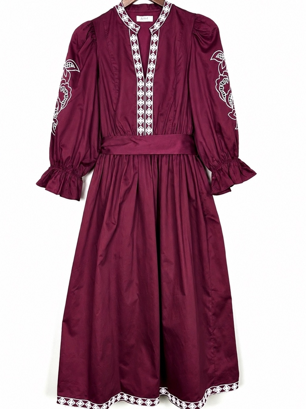 Avara Deanna Embroidered Midi Dress
